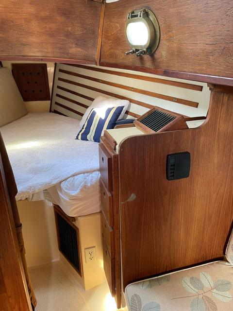 Compac 27/2, 1986 sailboat