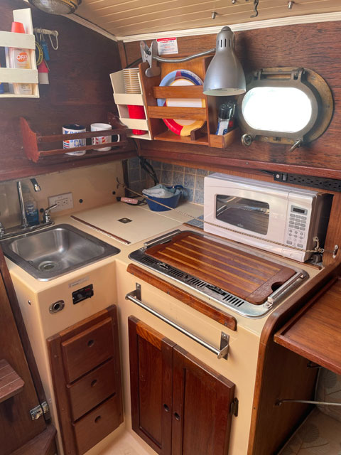 Compac 27/2, 1986 sailboat