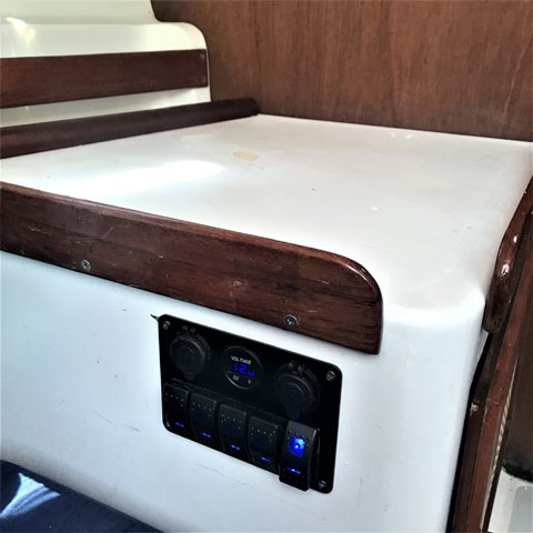 Freedom 21, 1985 sailboat