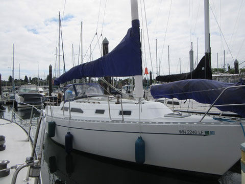 Freedom 30, 1987 sailboat