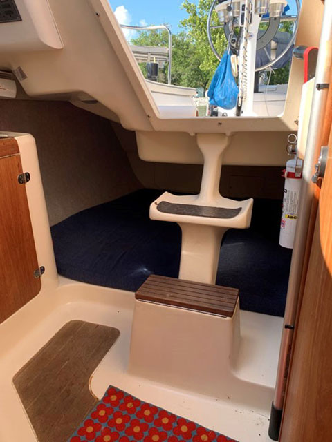 Hunter 260, 2002 sailboat