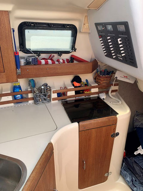 Hunter 260, 2002 sailboat