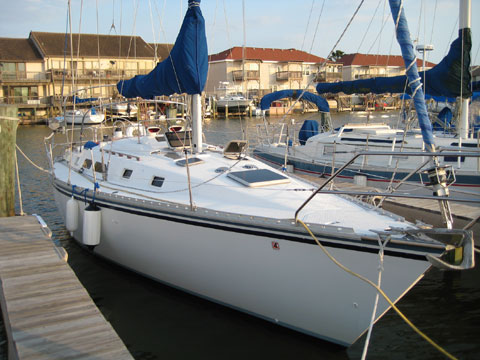 Hunter 34, 1987 sailboat