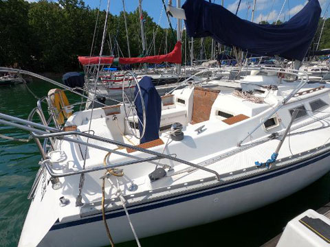 Hunter 34, 1983 sailboat