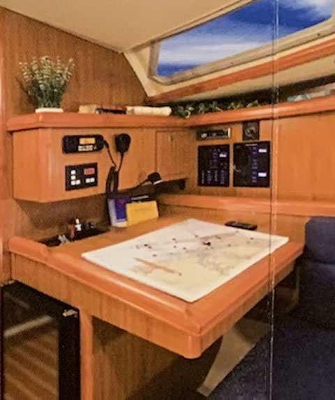 Hunter 36, 2008 sailboat