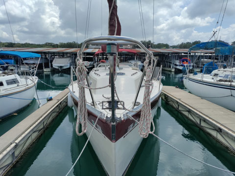 Irwin Citation 31, 1983 sailboat
