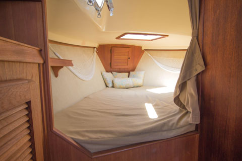 Island Packet 27, 1989 sailboat