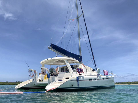 Leopard catamaran, 43 ft., 2006 sailboat