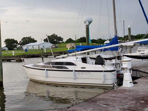 MacGregor 26M, 2006 sailboat