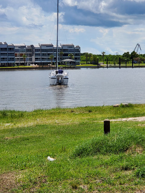 MacGregor 26M, 2006 sailboat