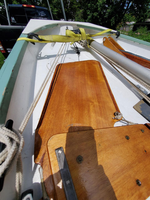 Mirror  Dinghy, 1976 sailboat