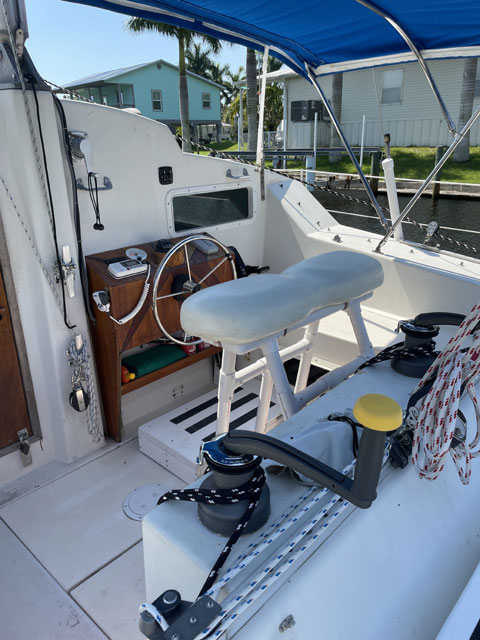 Prout Quest Catamaran 31', 1977 sailboat