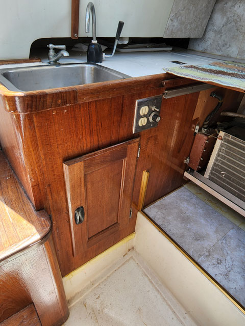 Ranger 33, 1971 sailboat