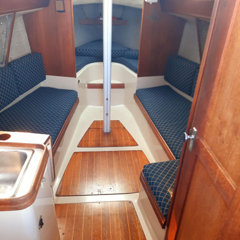 S2 27', 1985 sailboat