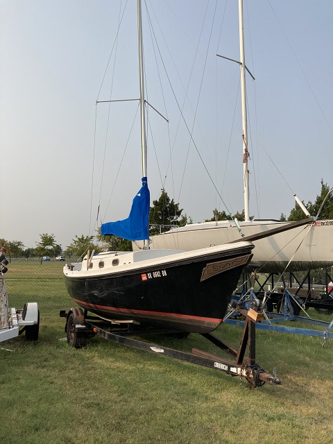 Macgregor Venture Newport 23, 1976 sailboat