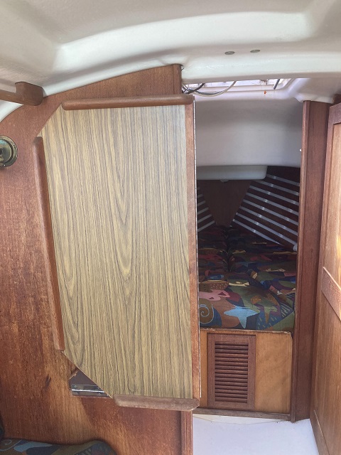 Bayfield 25 sailboat