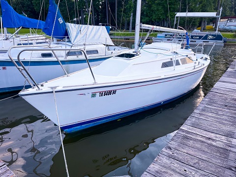 Cal 22, 1985 sailboat