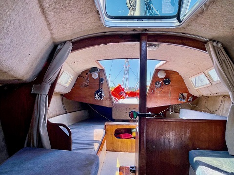Cal 22, 1985 sailboat