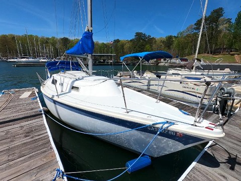 Cal 2-27, 1977 sailboat