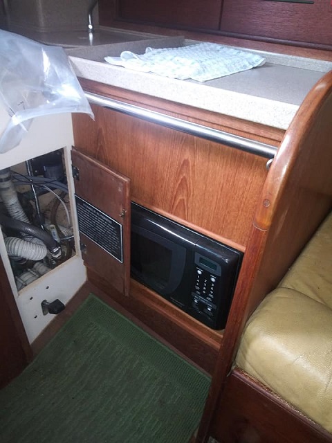 Cape Dory 30', 1983 sailboat