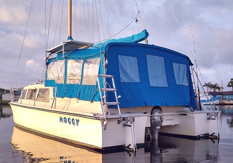 Catalac 8m catamaran, 1979 sailboat