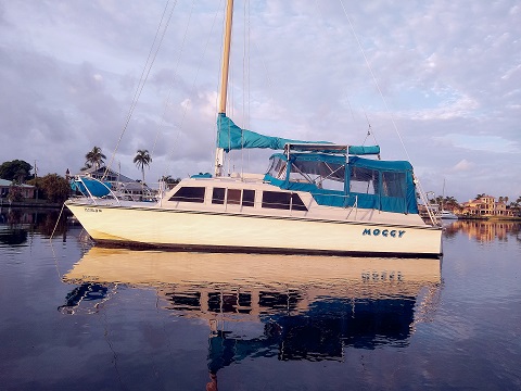 Catalac 8m catamaran, 1979 sailboat