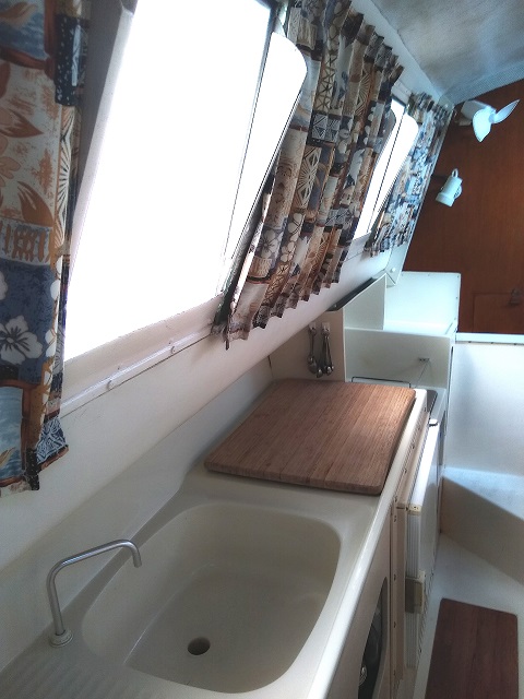 Catalac 8m catamaran, 1979 sailboat