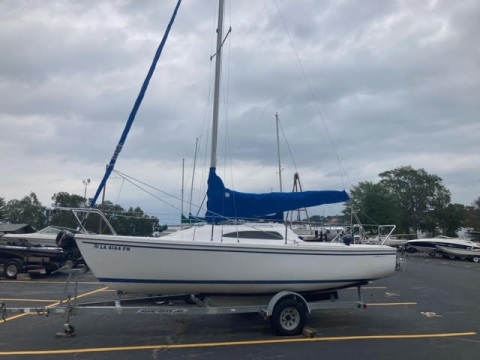 Catalina 22 Sport, 2010 sailboat