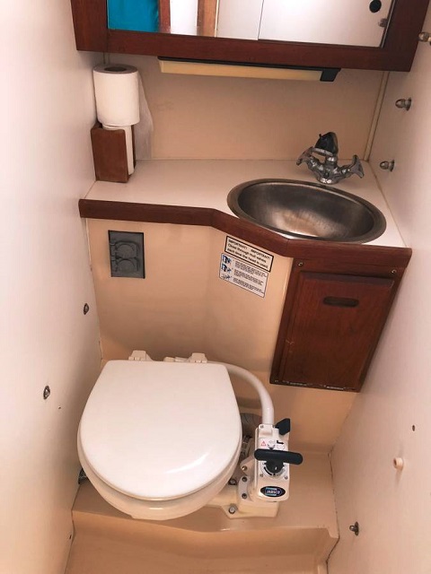 Catalina 27, 1989 sailboat