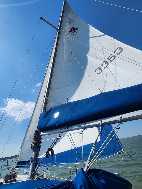 Catalina 30, 1983 sailboat