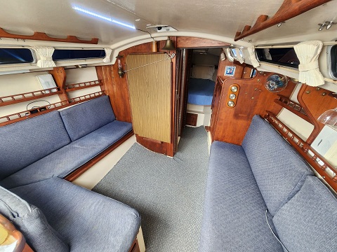 Catalina 30, 1983 sailboat