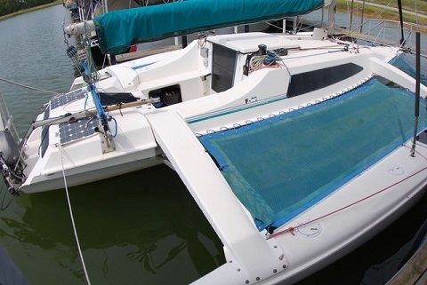 Corsair F-28, center cockpit, 2002 sailboat