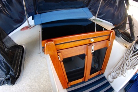 Endeavour 38, 1985 sailboat
