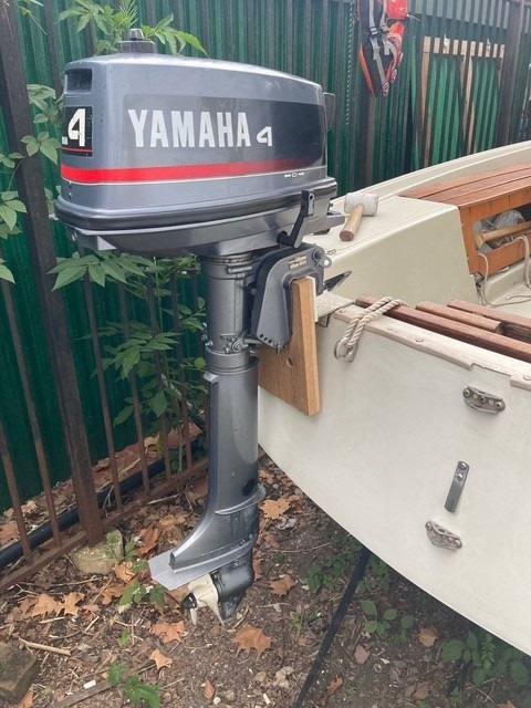 Boston Whaler Harpoon 5.2, 1980 sailboat