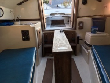 Herreshoff America 18 Catboat sailboat