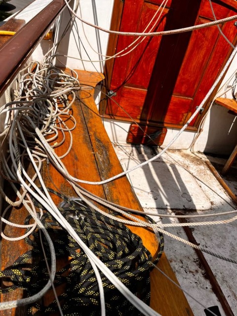 Herreshoff America 18, 1976 sailboat
