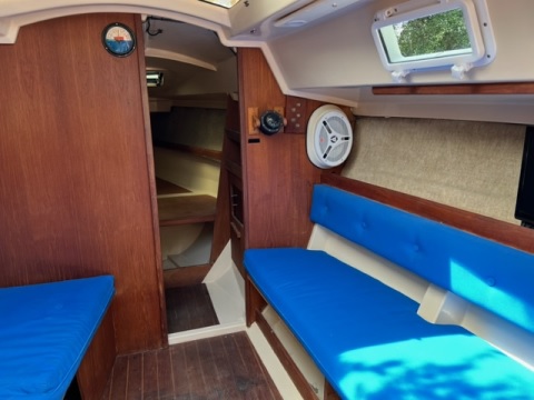 Hunter 25.5, 1984 sailboat
