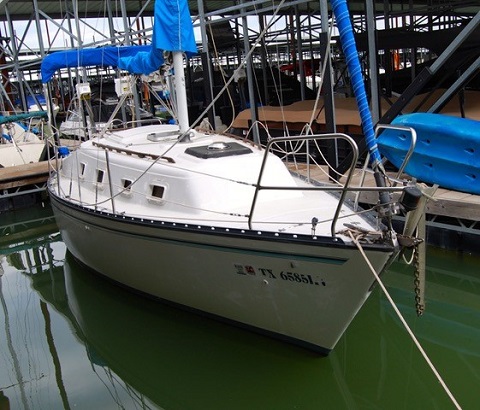 Hunter 27, 1982 sailboat