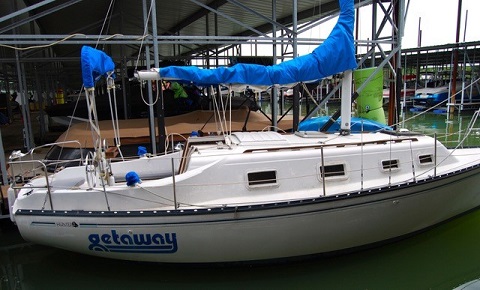Hunter 27, 1982 sailboat