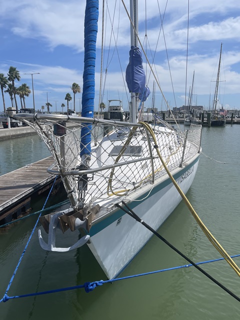 Hunter 34, 1984 sailboat