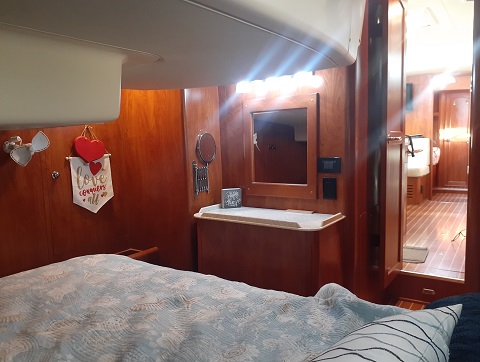 Hunter 41DS, 2011 sailboat