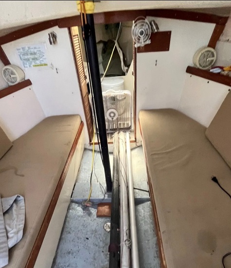 Lindenberg 26, 1979 sailboat