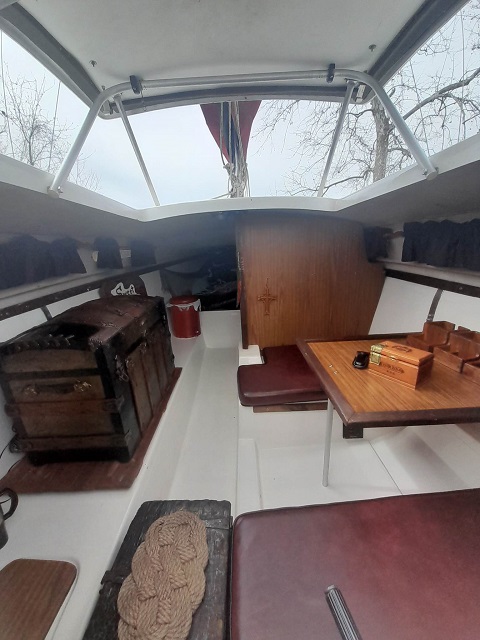 MacGregor 25 ft, 1981 sailboat