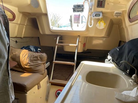 Macgregor 26M, 2007 sailboat