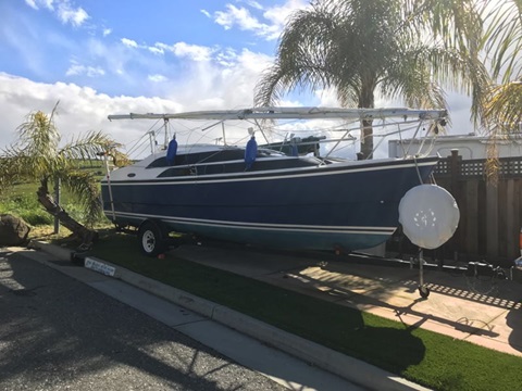 Macgregor 26M, 2003 sailboat
