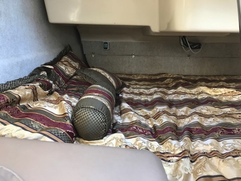 Macgregor 26M, 2003 sailboat