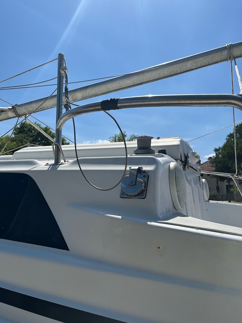 MacGregor 26X, 2001 sailboat