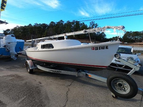 Mariner 19, 2000 sailboat