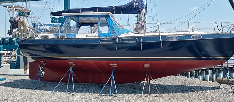 Morgan OutIsland, 41' sailboat