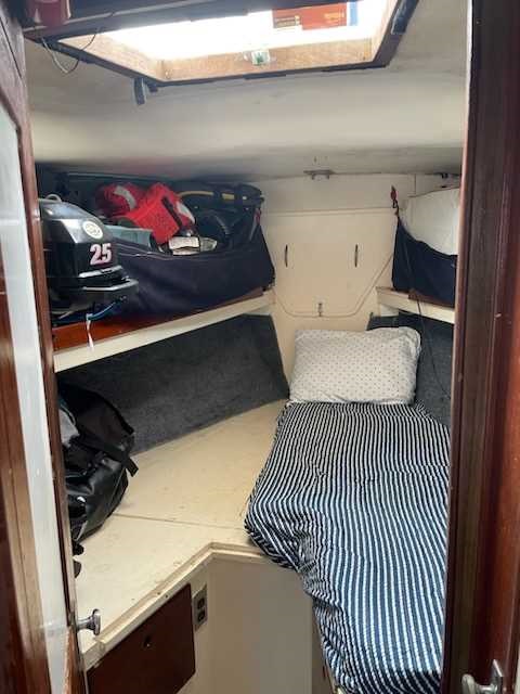 Morgan OutIsland, 41' sailboat